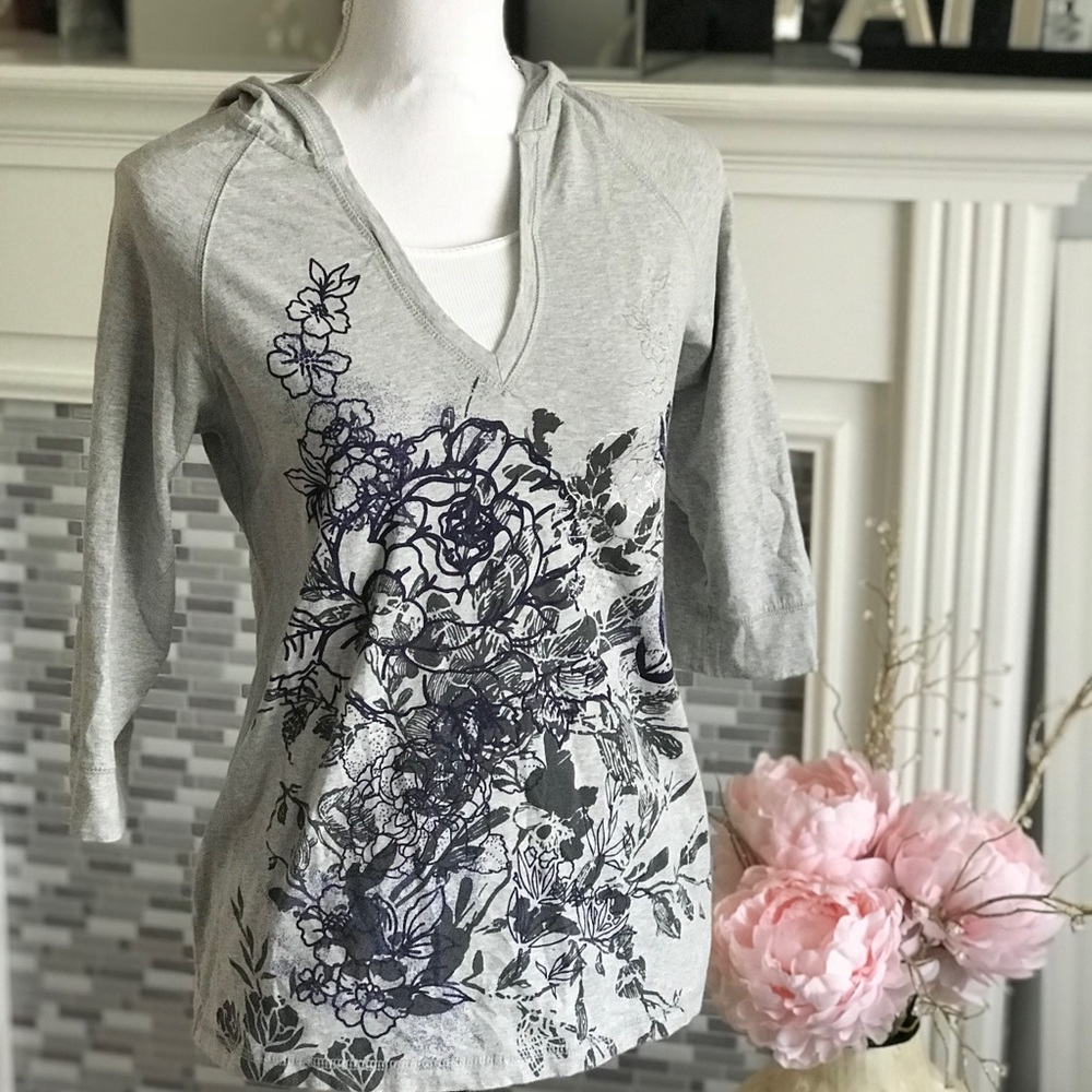 Gray T-shirt hoodie